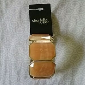 Bracelette